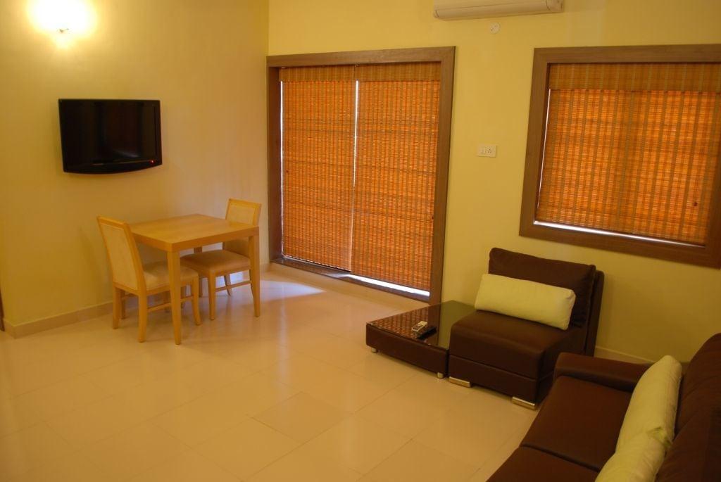 Sandalwood Hotel & Suites Santa Cruz Bagian luar foto