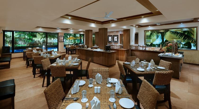 Sandalwood Hotel & Suites Santa Cruz Bagian luar foto
