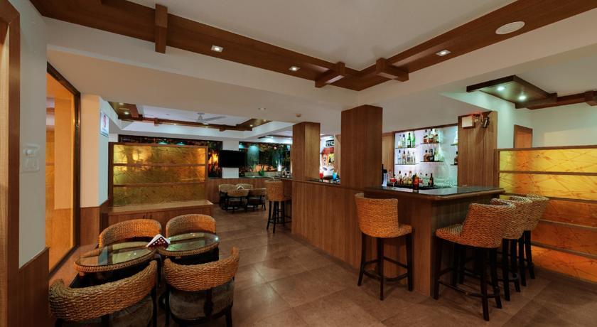 Sandalwood Hotel & Suites Santa Cruz Bagian luar foto