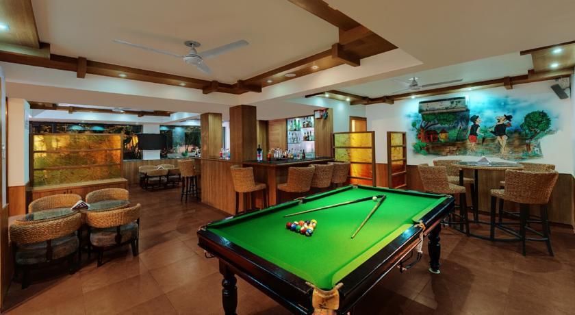 Sandalwood Hotel & Suites Santa Cruz Bagian luar foto