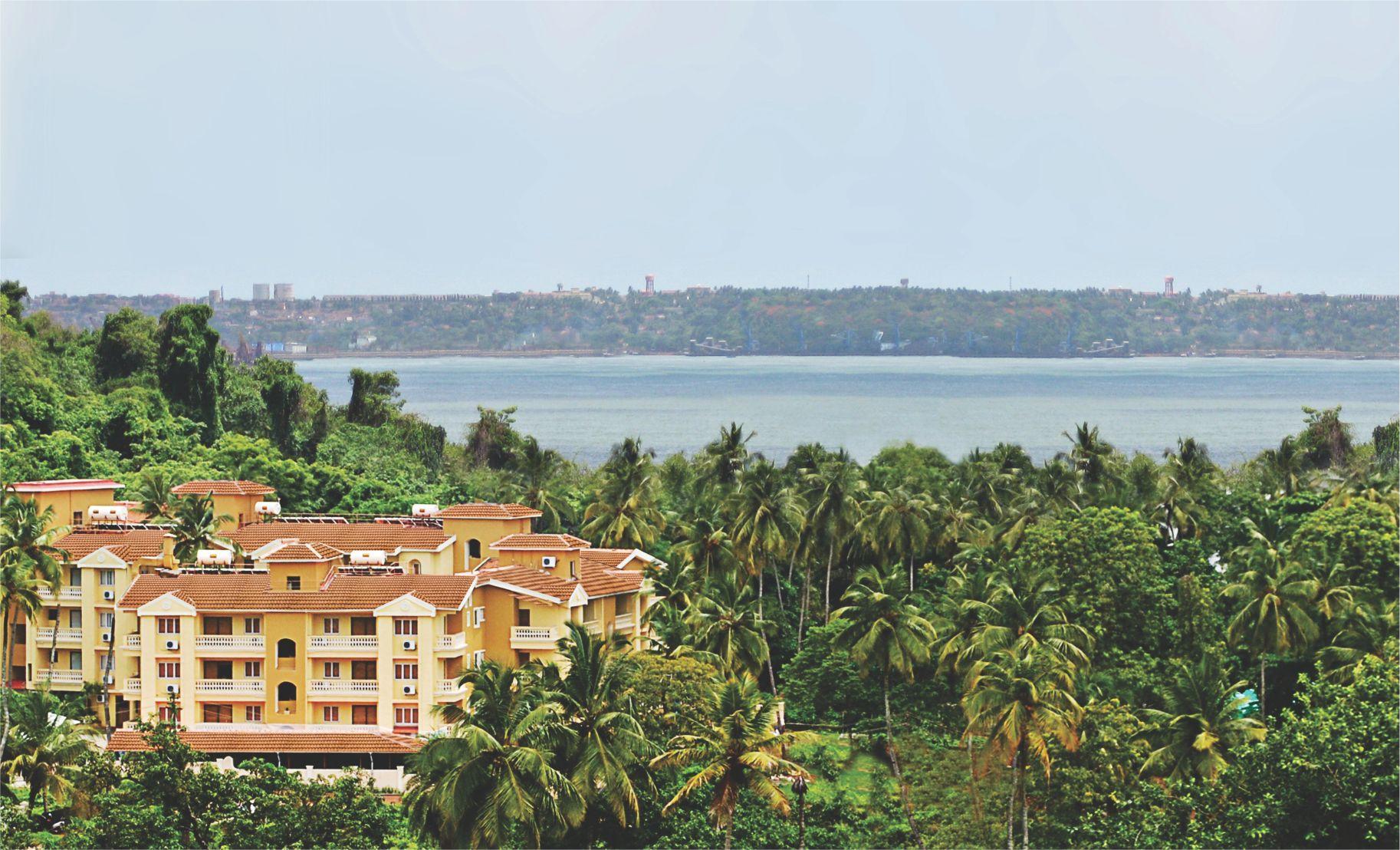 Sandalwood Hotel & Suites Santa Cruz Bagian luar foto