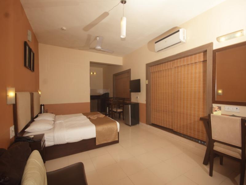 Sandalwood Hotel & Suites Santa Cruz Bagian luar foto